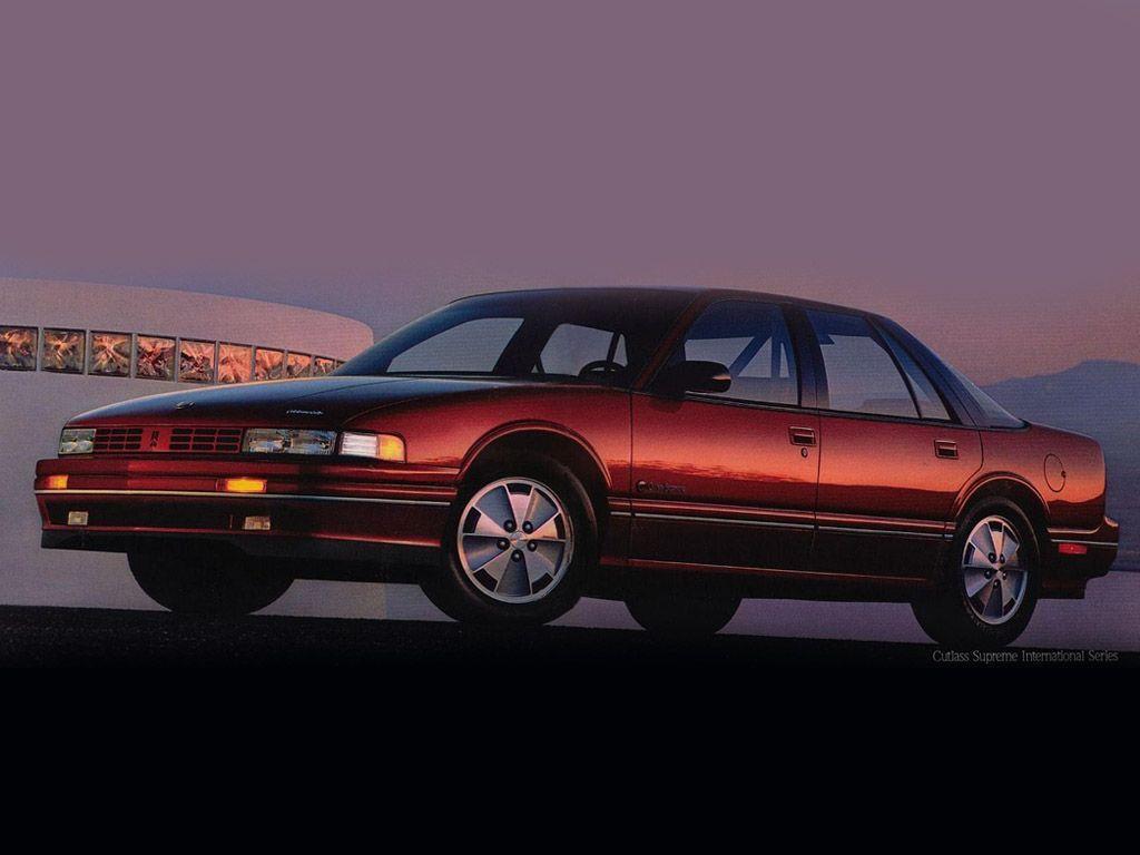 Oldsmobile Cutlass Supreme International Sedan 1990 Oldsmobile Cutlass Supreme International Sedan 1990